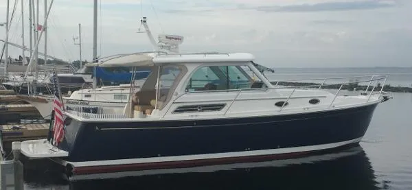 Slide: The Image of Back Cove 30 Hard Top Express 2014 - 8