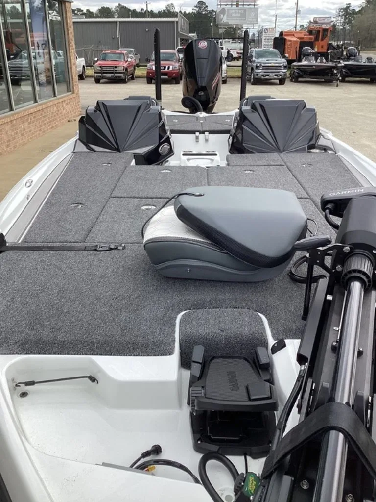 Slide: The Image of Bass Cat Jaguar STS 2026 - 18