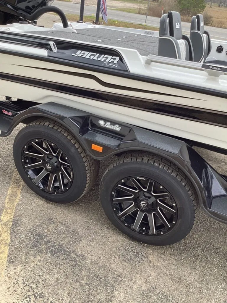 Slide: The Image of Bass Cat Jaguar STS 2026 - 20