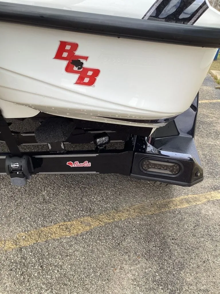 Slide: The Image of Bass Cat Jaguar STS 2026 - 4