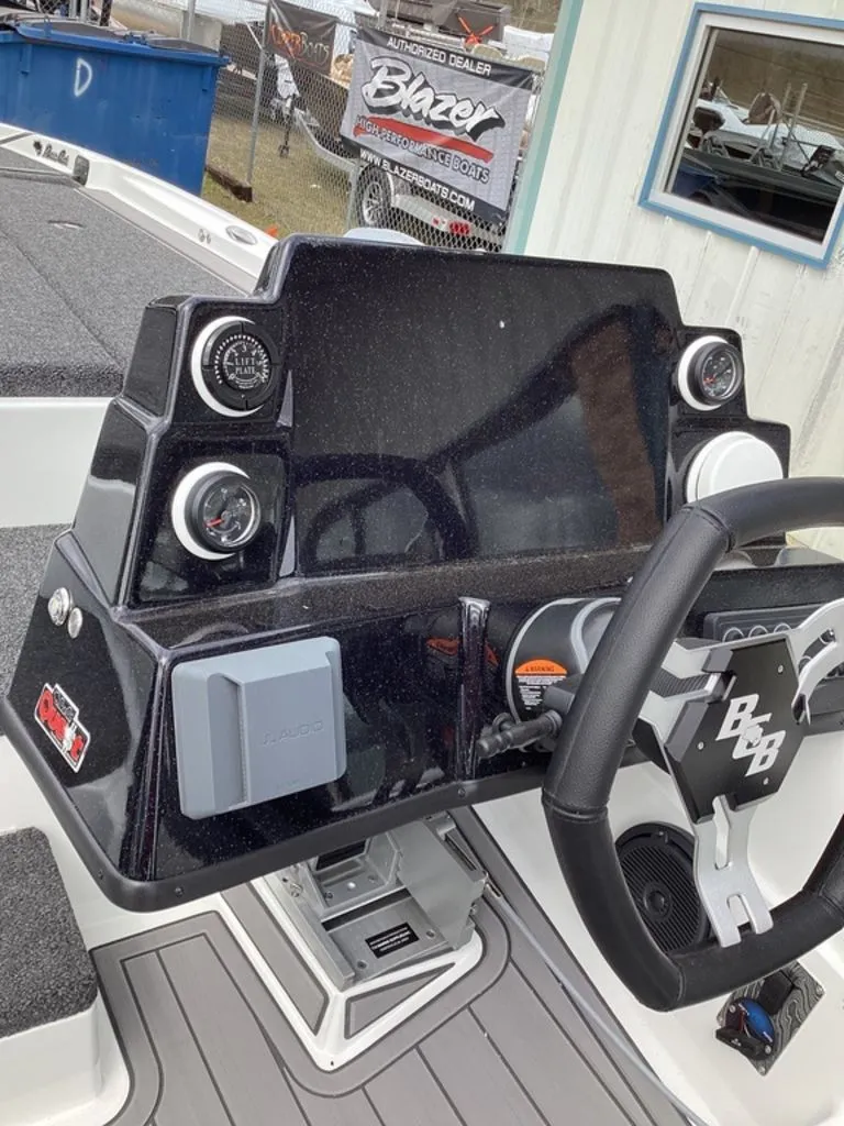 Slide: The Image of Bass Cat Jaguar STS 2026 - 43