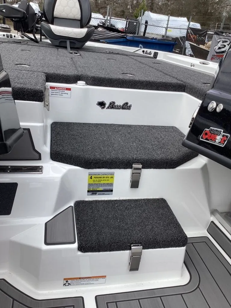 Slide: The Image of Bass Cat Jaguar STS 2026 - 50