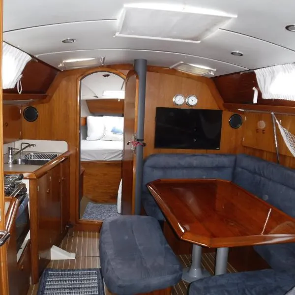 Slide: The Image of Jeanneau Sun Odyssey 3 Cabin 1997 - 5