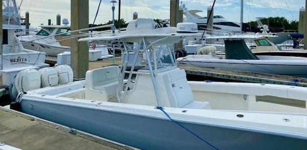Slide: The Image of SeaVee 340Z 2019 - 2