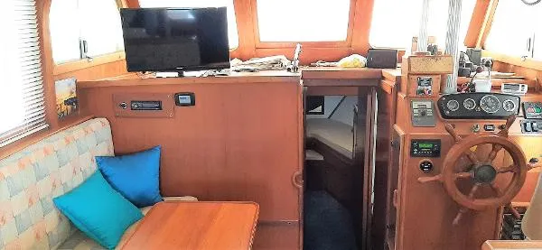 Slide: The Image of Marine Trader 36 Europa Sedan 1979 - 6