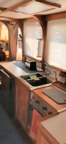 Slide: The Image of Marine Trader 36 Europa Sedan 1979 - 9