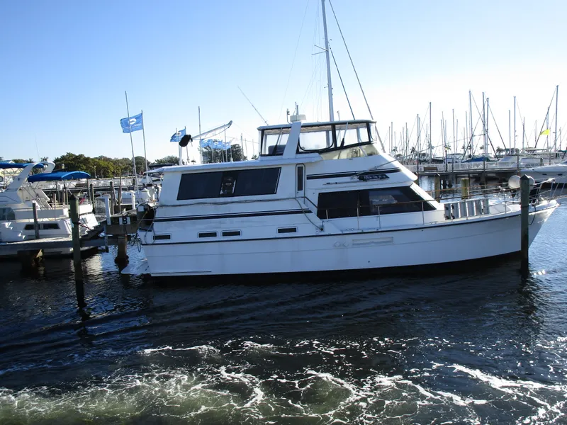 Slide: The Image of Gulfstar 49 Motor Yacht 1988 - 1