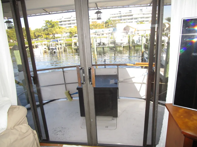 Slide: The Image of Gulfstar 49 Motor Yacht 1988 - 11