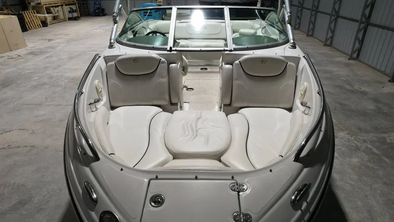 Slide: The Image of Crownline Boats 226 LS 2005 - 13