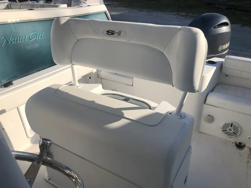 Slide: The Image of Sea Hunt Triton 225 2014 - 6