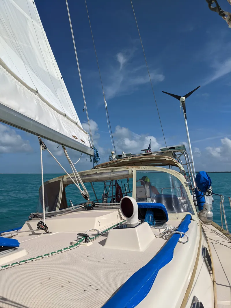 Slide: The Image of Island Packet 38 1990 - 0