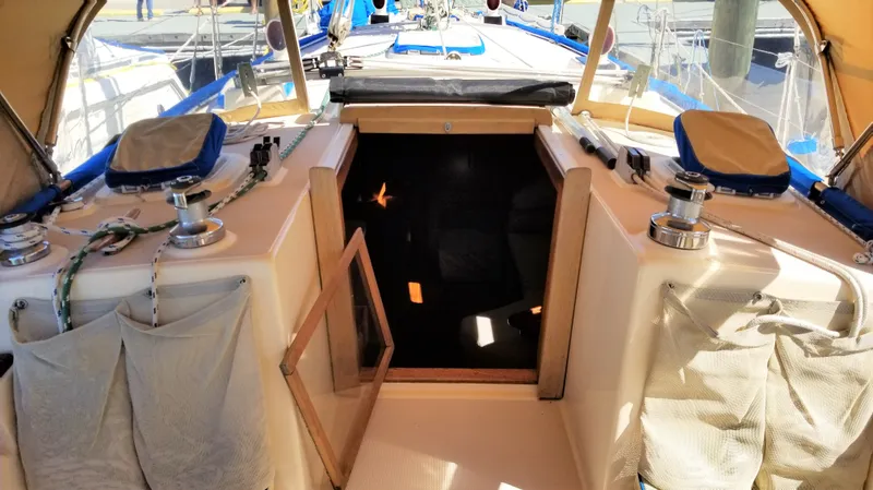 Slide: The Image of Island Packet 38 1990 - 5