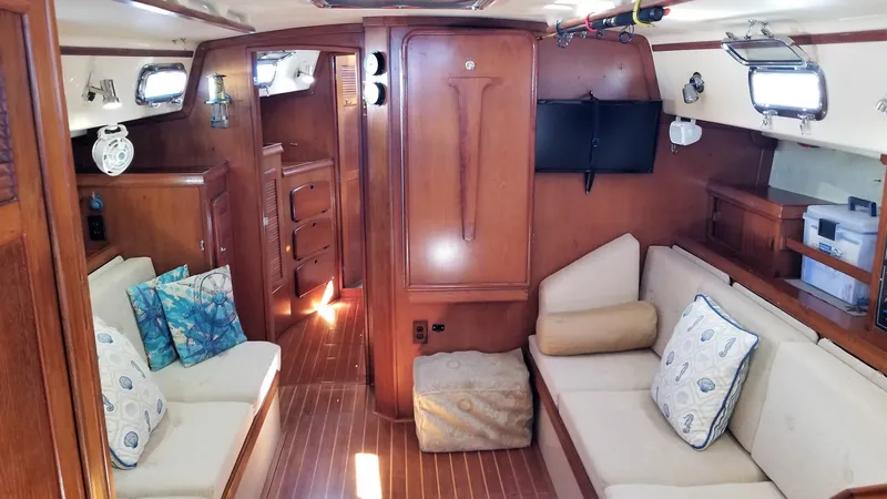 Slide: The Image of Island Packet 38 1990 - 6