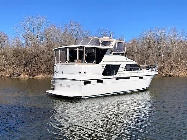 Slide: The Image of Carver Yachts 4207 Aft Cabin 1988 - 3