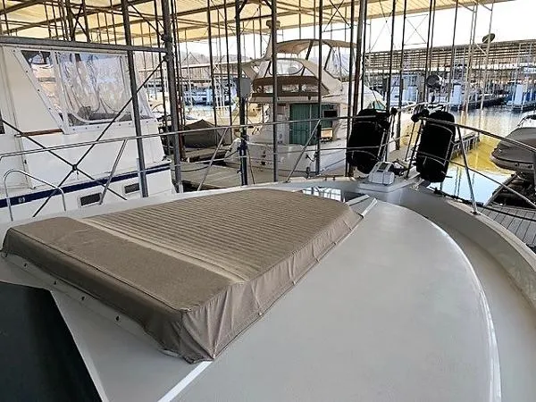 Slide: The Image of Carver Yachts 4207 Aft Cabin 1988 - 6