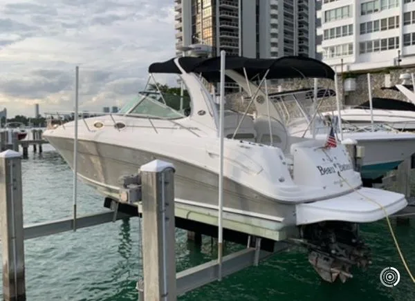 Slide: The Image of Sea Ray 300 Sundancer 2006 - 1