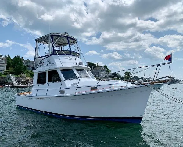 Slide: The Image of Cape Dory 30 Flybridge 1990 - 3