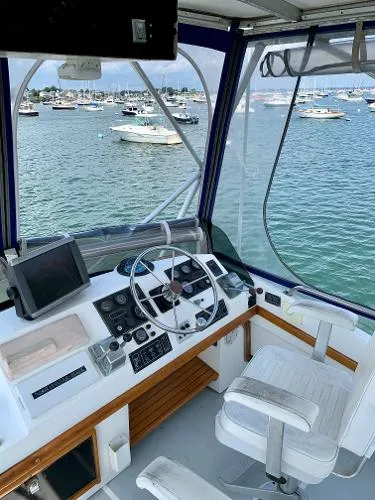 Slide: The Image of Cape Dory 30 Flybridge 1990 - 9