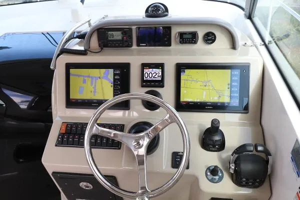 Slide: The Image of Pursuit OS 345 Offshore 2016 - 7