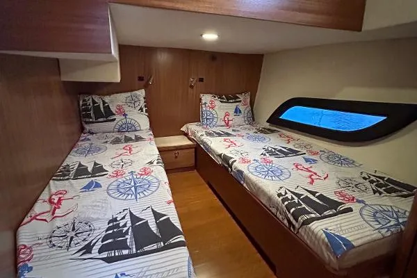 Slide: The Image of Monachus Issa 45 2019 - 5