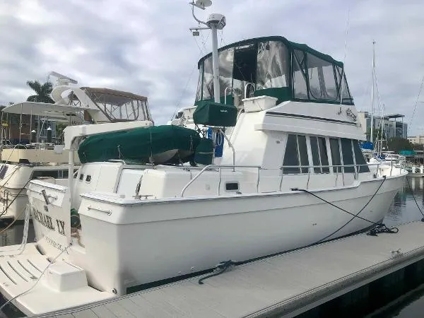 Slide: The Image of Mainship 430 Trawler 2002 - 4