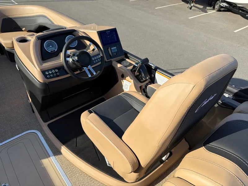 Slide: The Image of Barletta Cabrio 22QC 2026 - 13