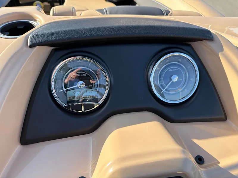 Slide: The Image of Barletta Cabrio 22QC 2026 - 16