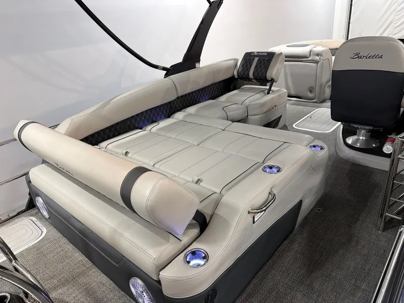 Slide: The Image of Barletta Lusso 23U 2026 - 11