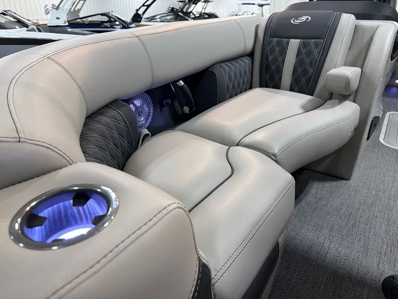 Slide: The Image of Barletta Lusso 23U 2026 - 15