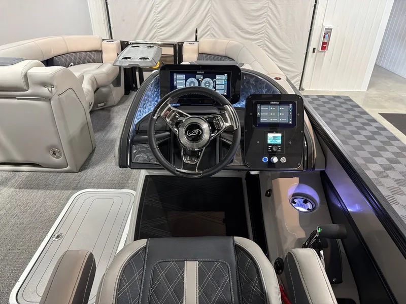 Slide: The Image of Barletta Lusso 23U 2026 - 18