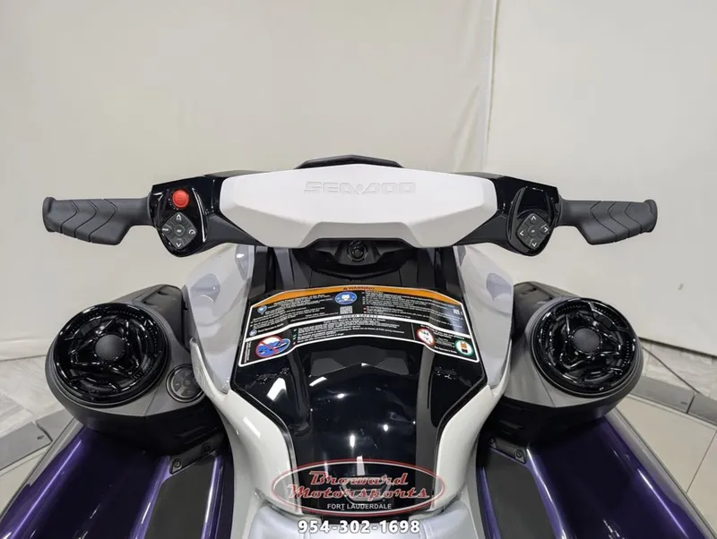 Slide: The Image of 2025 Sea-Doo GTI SE 130 handlebar view, close-up. - 21