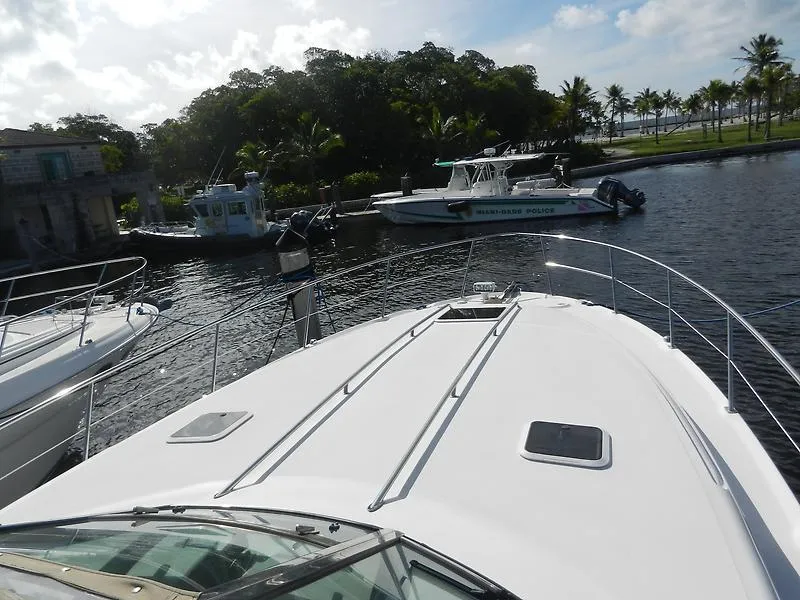 Slide: The Image of Sea Ray Sundancer 2000 - 9