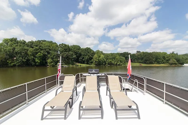 Slide: The Image of Lakeview 18' x 75' Houseboat 2007 - 7