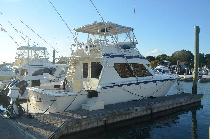 Slide: The Image of Hatteras Convertible 1987 - 0