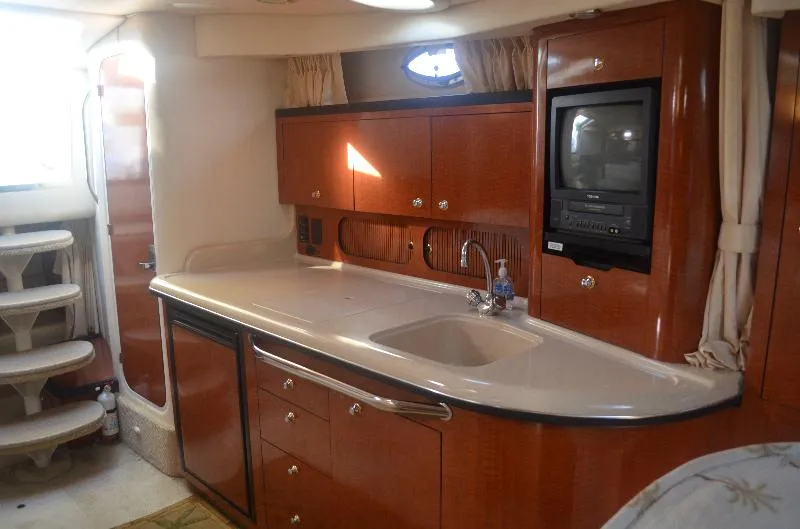 Slide: The Image of Sea Ray Sundancer 2003 - 2