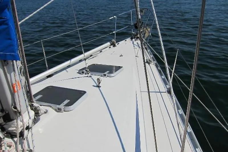 Slide: The Image of Beneteau First 375 1985 - 5