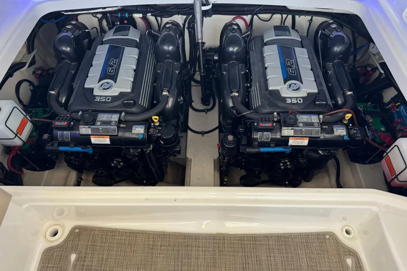 Slide: The Image of Twin engines in a 2018 Formula 310 Bowrider boat, showcasing powerful 6.2L 350 horsepower. - 28