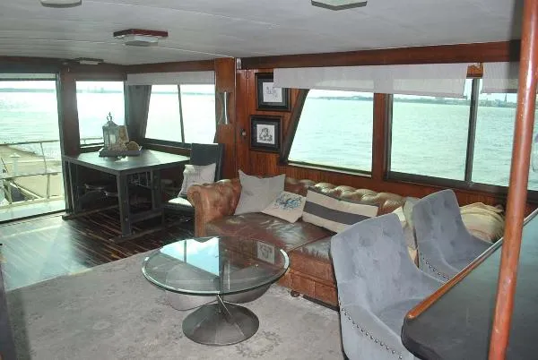 Slide: The Image of Hatteras 58 Motor Yacht 1977 - 9