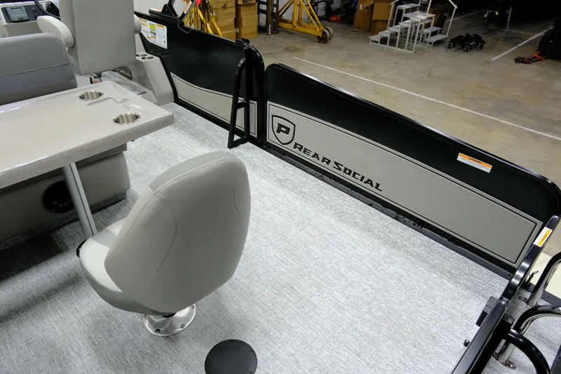 Slide: The Image of Premier 230 Sunsation RS 2026 - 13