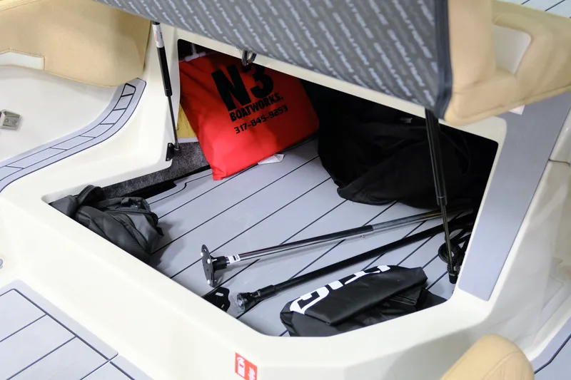 Slide: The Image of Nautique Ski Nautique 2026 - 23