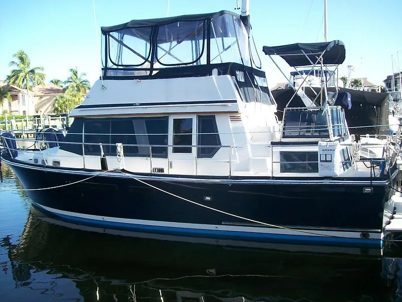 Slide: The Image of Sabreline Fast Trawler 1995 - 0