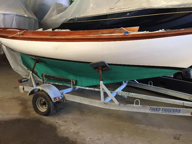 Slide: The Image of Herreshoff 12.5 2001 - 0