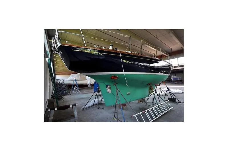 Slide: The Image of Cape Dory 36 1979 - 4