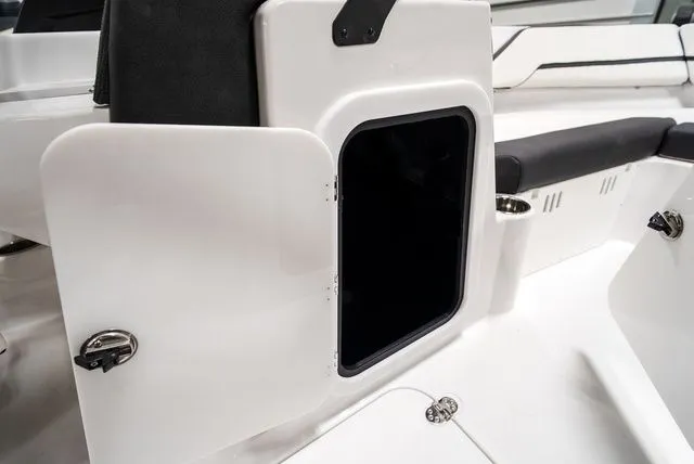 Slide: The Image of Stingray 20 SBX 2026 - 17