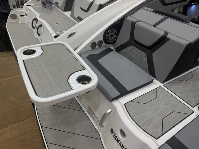 Slide: The Image of Yamaha 222XE 2026 - 4