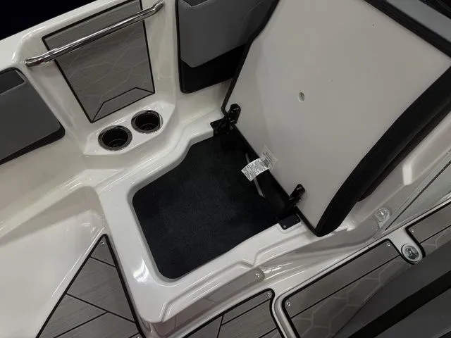 Slide: The Image of Yamaha 222XE 2026 - 19