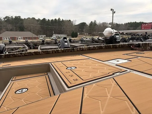 Slide: The Image of Avid 23 Mag 2026 - 13