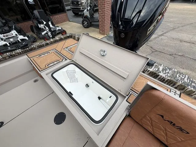 Slide: The Image of Avid 23 Mag 2026 - 33