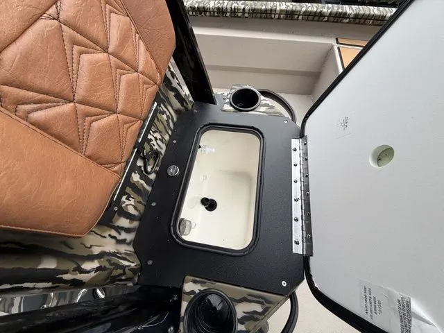 Slide: The Image of Avid 23 Mag 2026 - 43