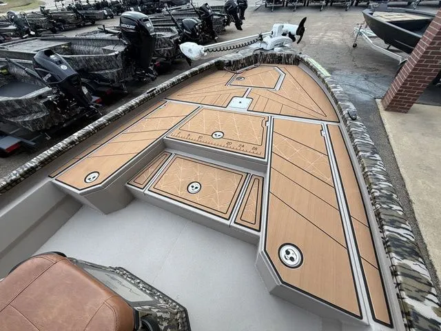 Slide: The Image of Avid 23 Mag 2026 - 44